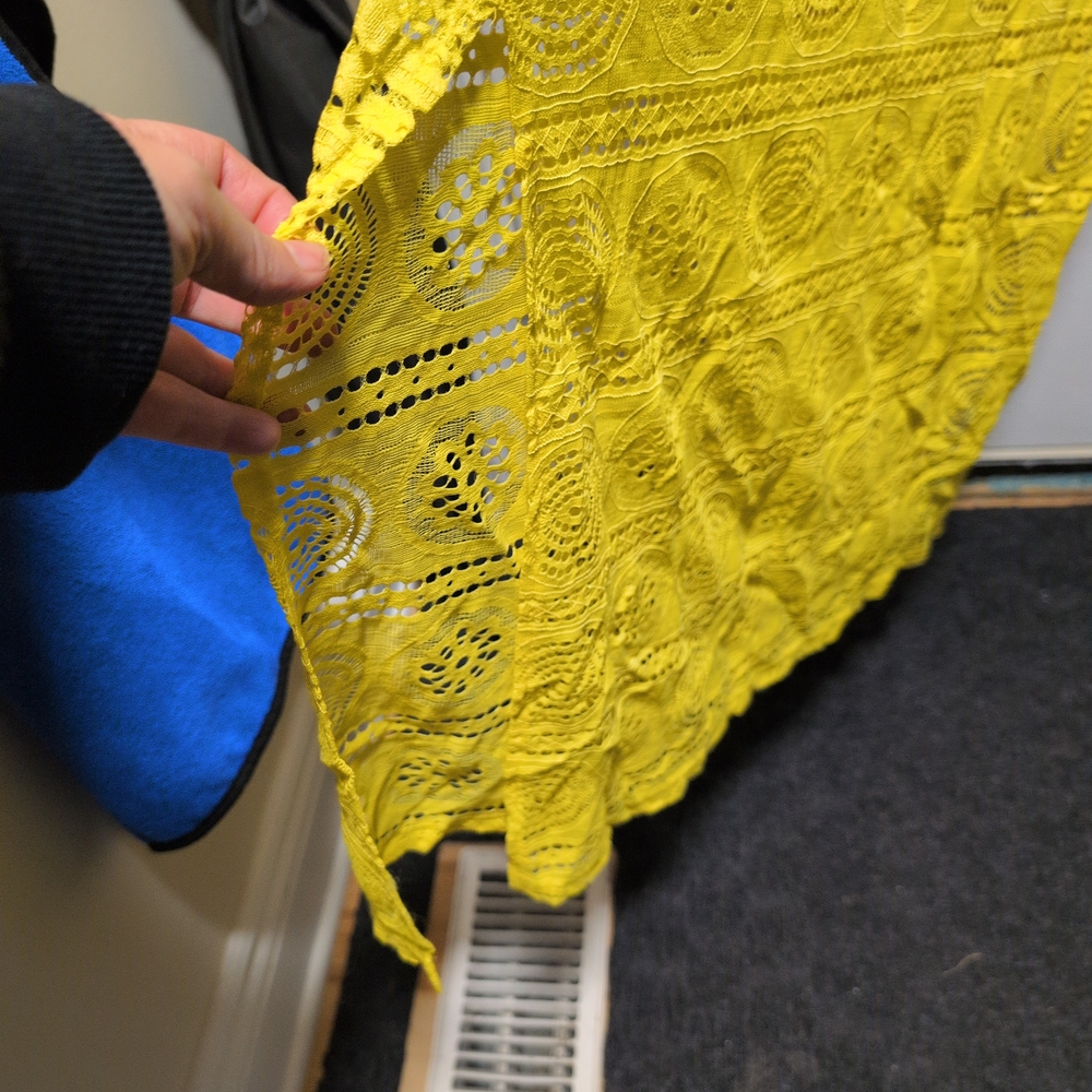 Sharagano Sunny Yellow Sleeveless Midi Dress - Picture 4 of 9